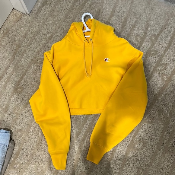 yellow champion cropped hoodie - Picture 2 of 4